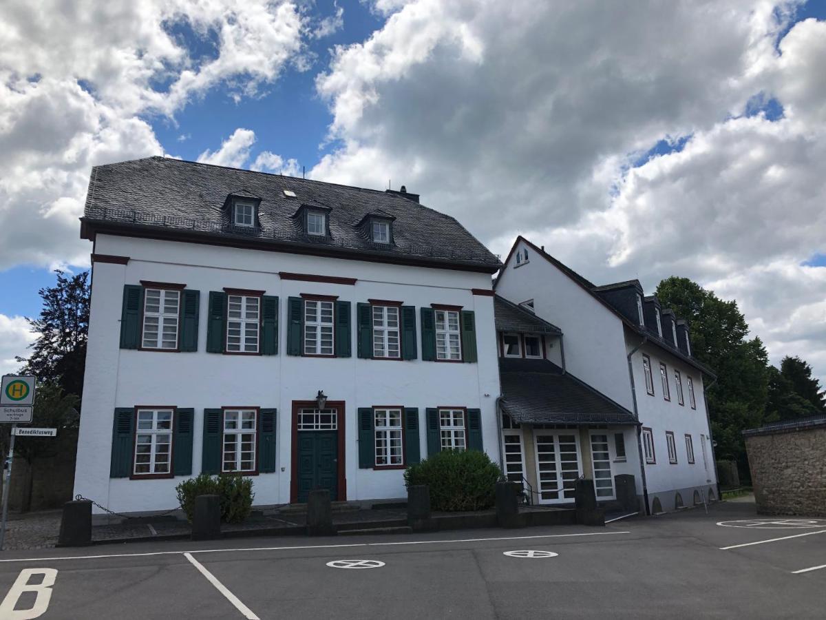 Kloster Steinfeld Gaestehaus Kall Exterior foto